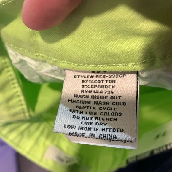 NWT Neon Green Distressed Shorts 1X - Picture 5 of 9